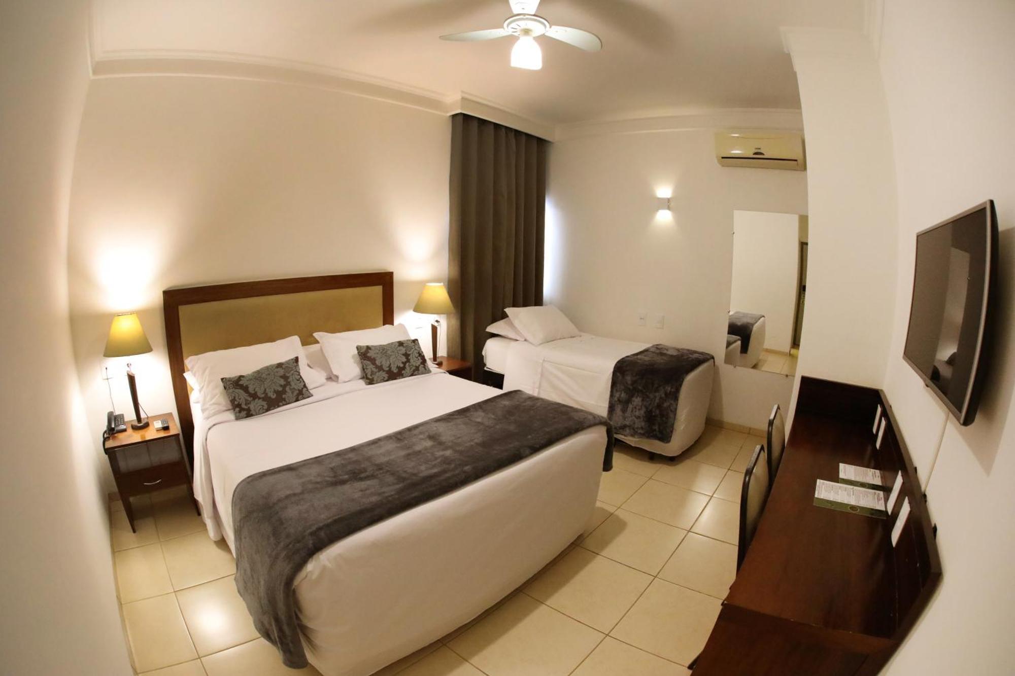 Hotel Roda D'Agua Andradina Rum bild